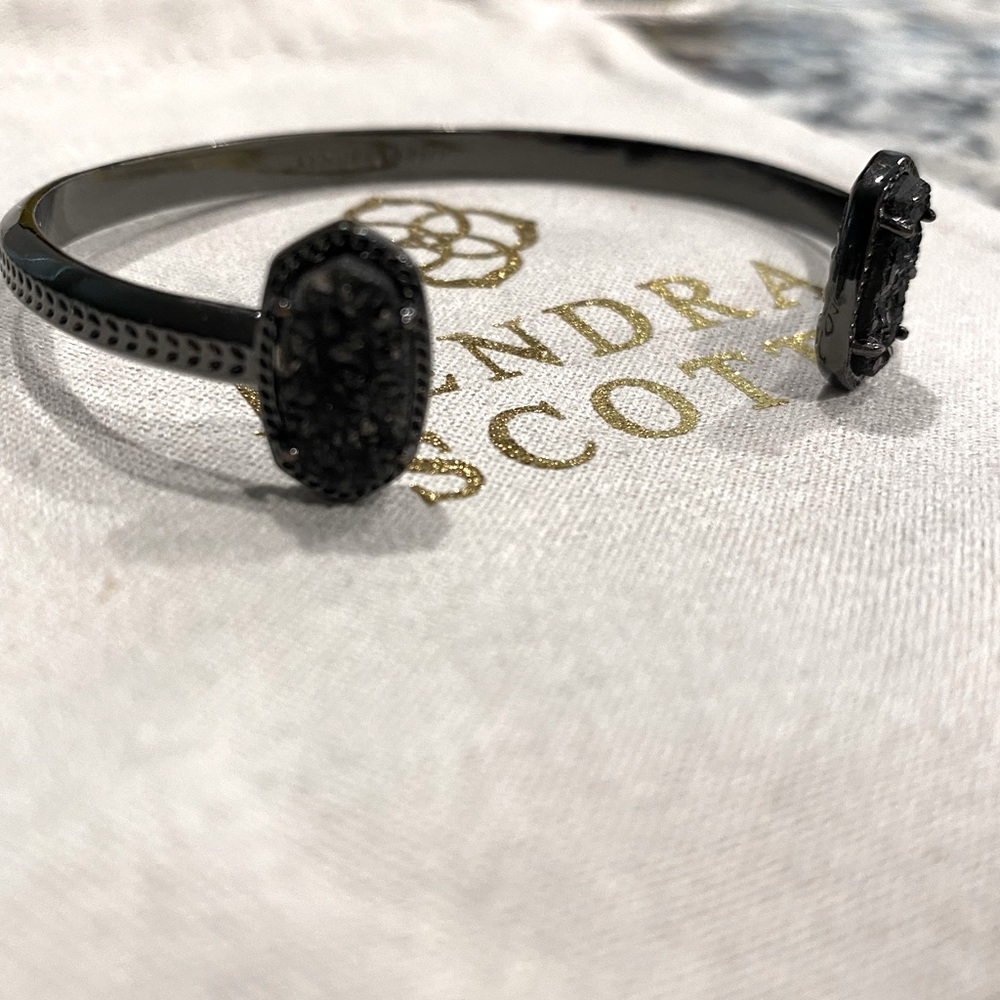 Elton Black Drusy Cuff Bracelet in Gunmetal
